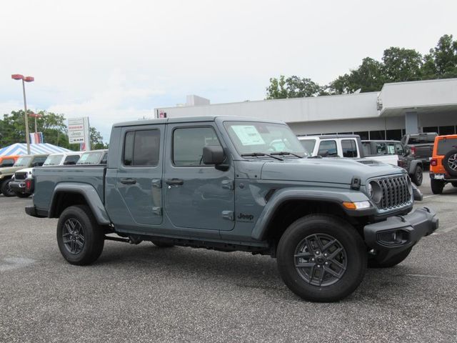 2025 Jeep Gladiator Sport S photo 2