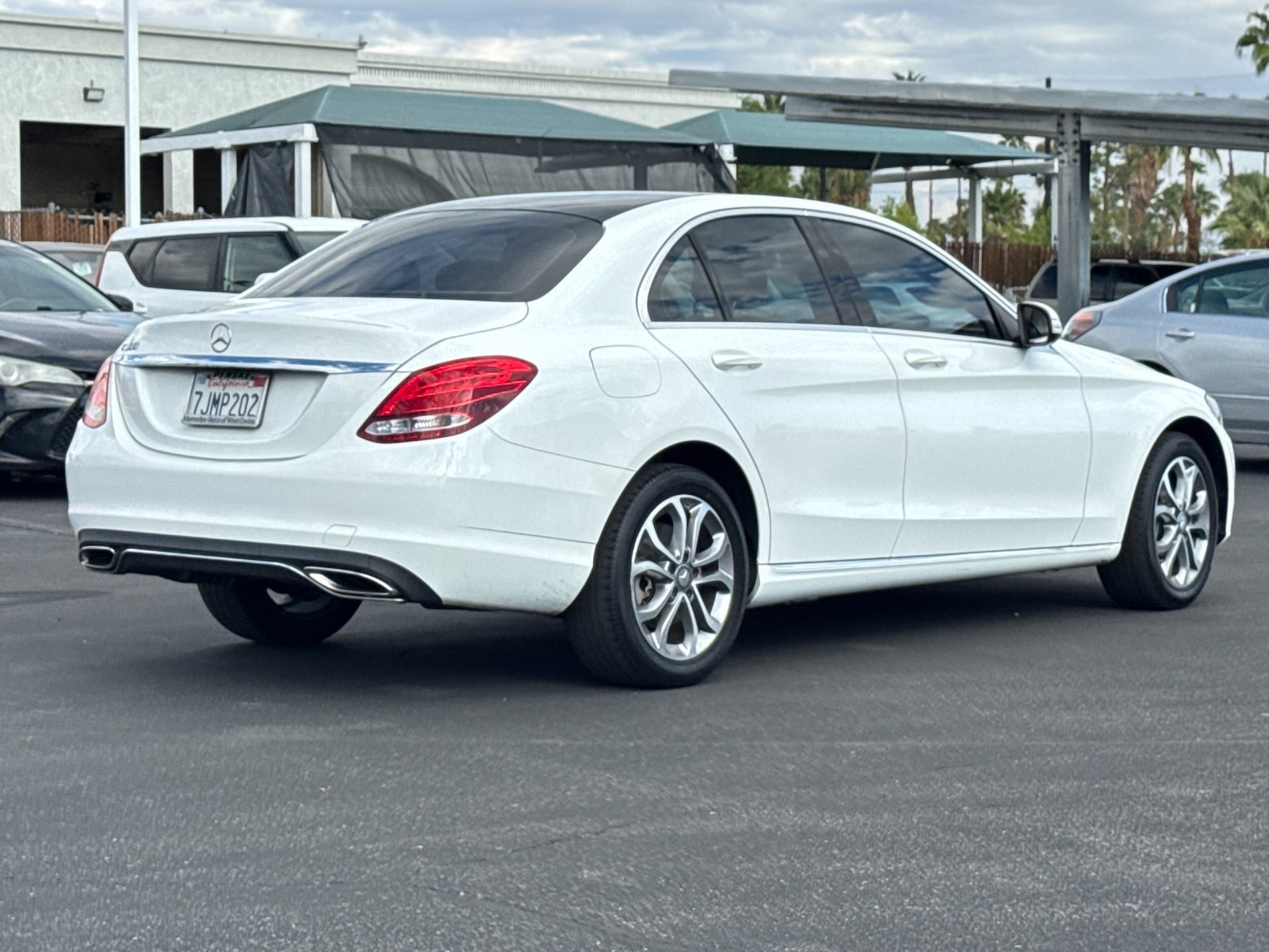 2015 Mercedes Benz C 300 photo 3