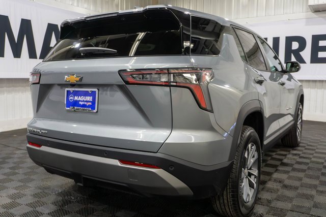 2026 Chevrolet Equinox LT photo 4