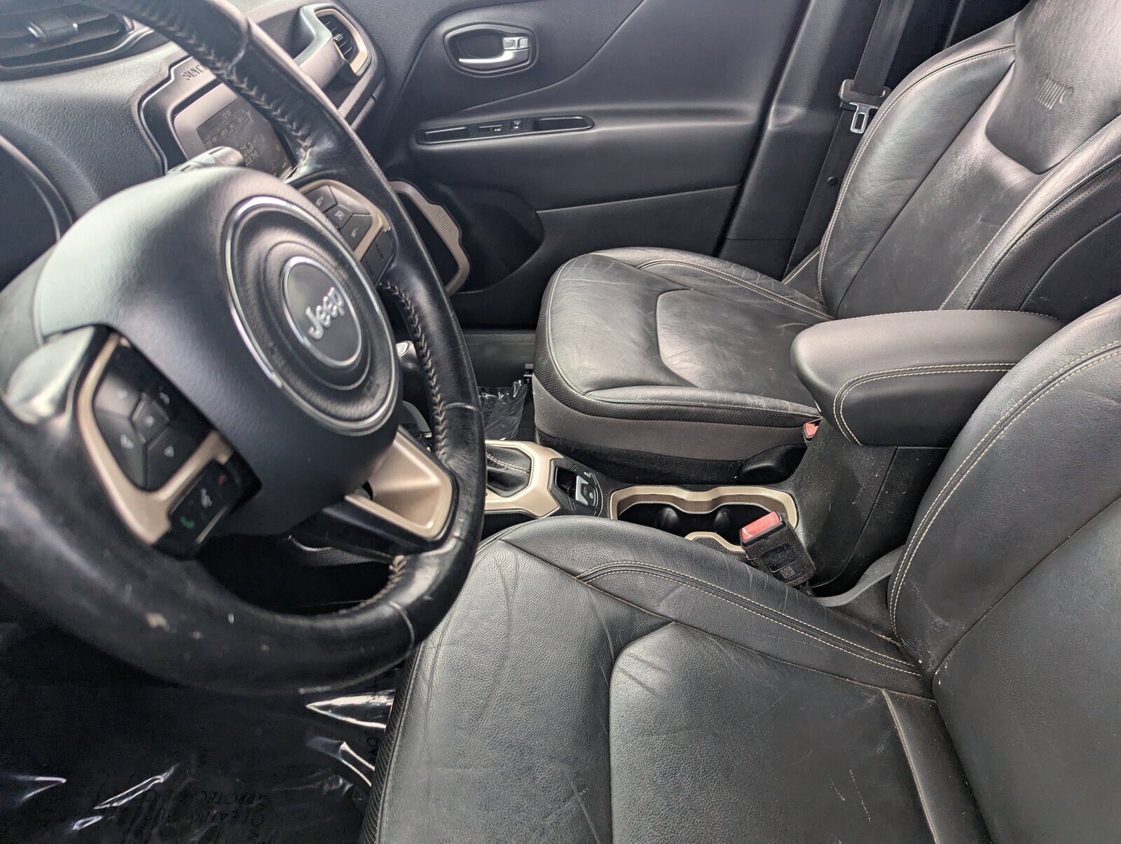 2016 Jeep Renegade Limited photo 17