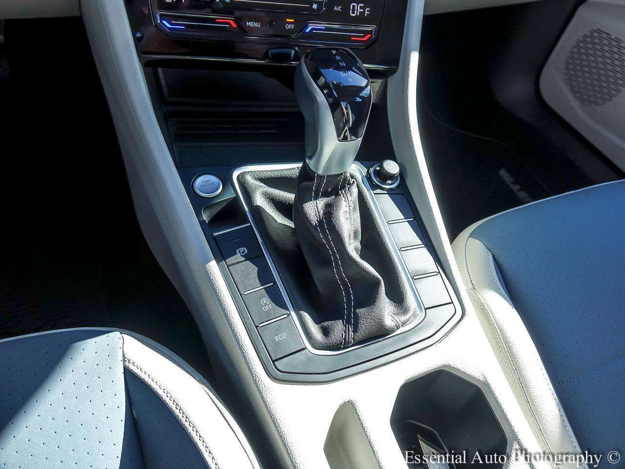 2025 VOLKSWAGEN JETTA - Image 15