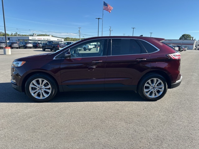 2020 Ford Edge Titanium photo 4