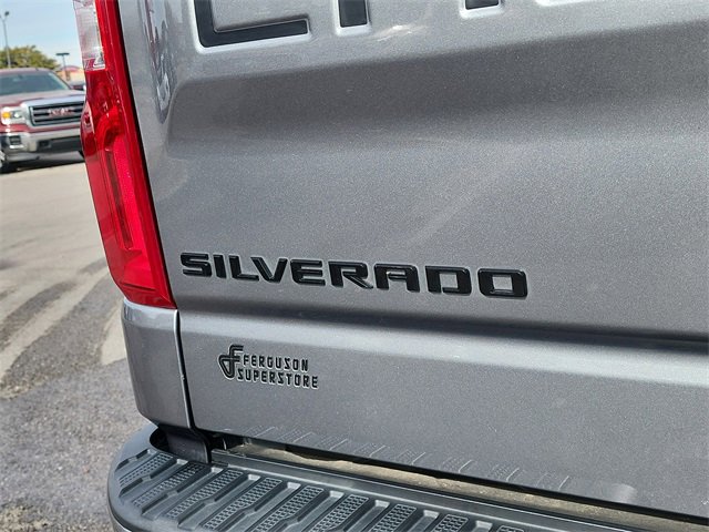 2022 Chevrolet Silverado 1500 Custom photo 4