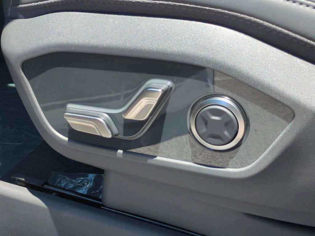 2026 Kia EV9 Wind photo 21