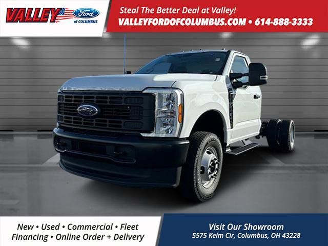 2026 Ford F-350 photo 3