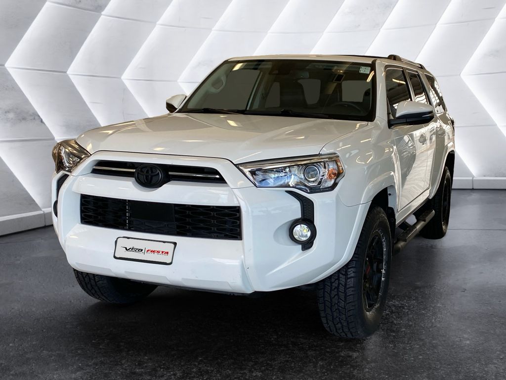 2020 Toyota 4Runner SR5 Premium photo 3