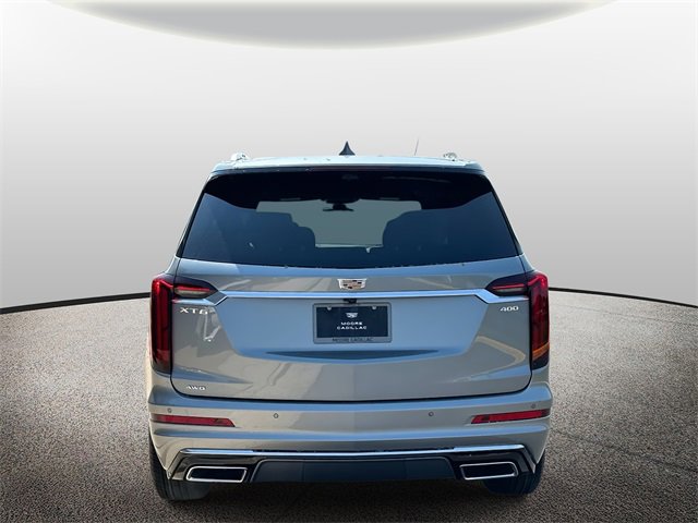2025 Cadillac XT6 Premium Luxury photo 3
