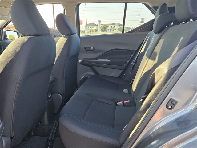 2025 Nissan Kicks Play S photo 4