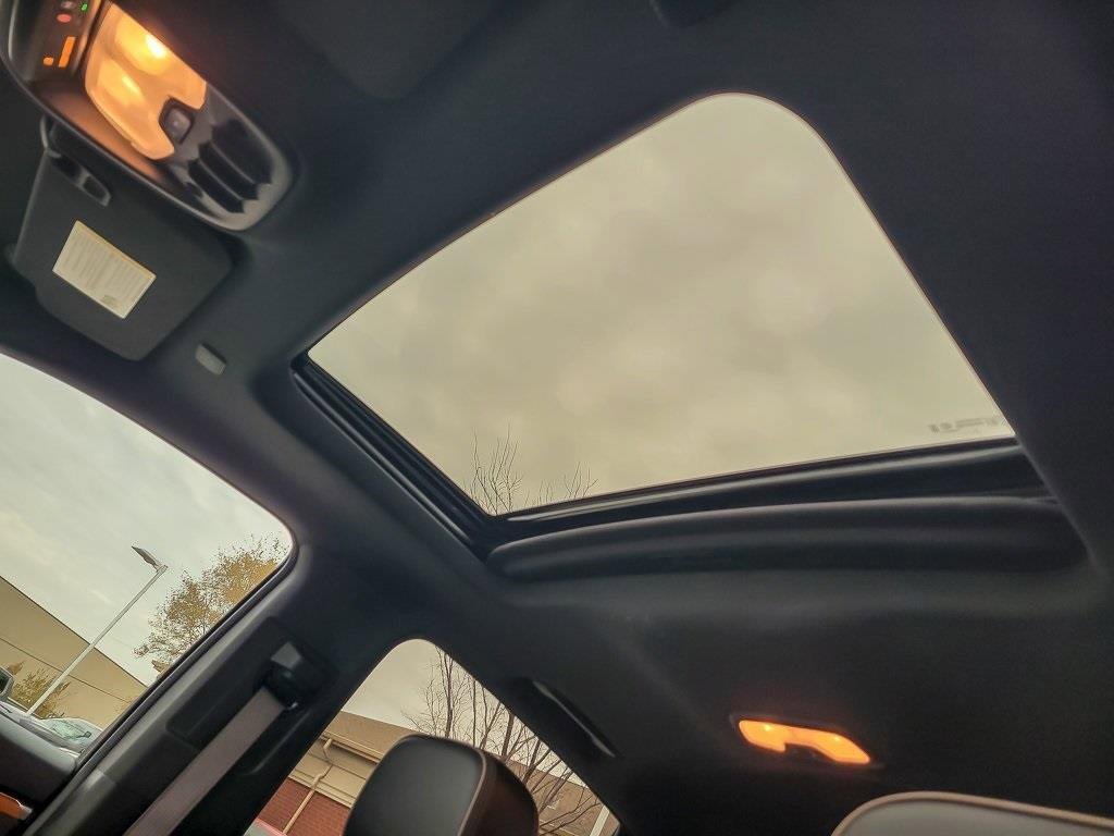 2024 GMC CANYON - Image 10