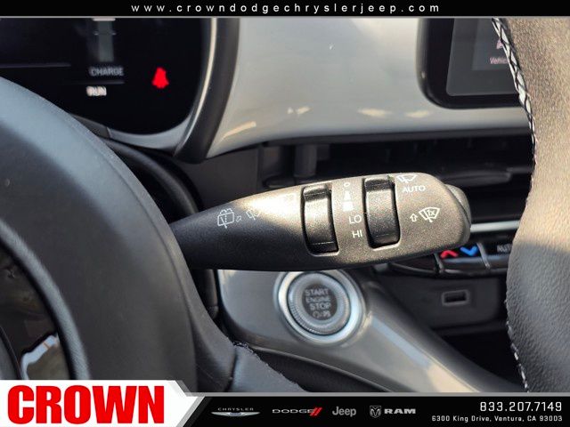 2025 Fiat 500e La Prima photo 21