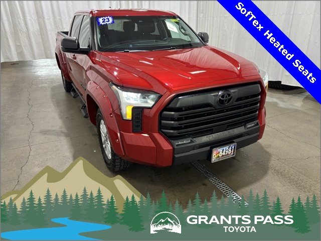 2023 Toyota Tundra SR5's photo