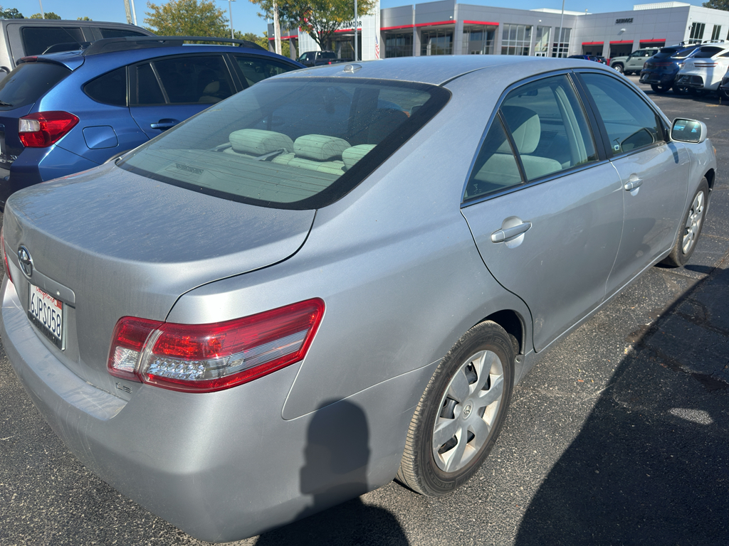 2010 Toyota Camry Base photo 4