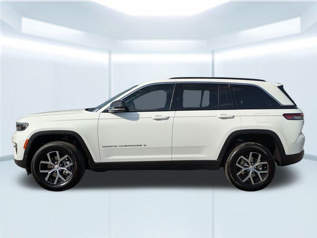 2025 Jeep Grand Cherokee Limited photo 2
