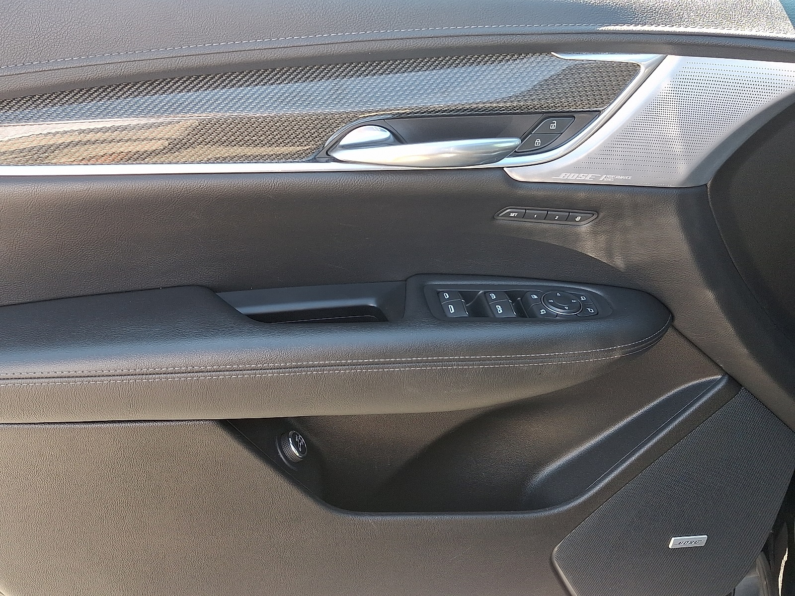 2021 Cadillac XT5 Sport photo 12