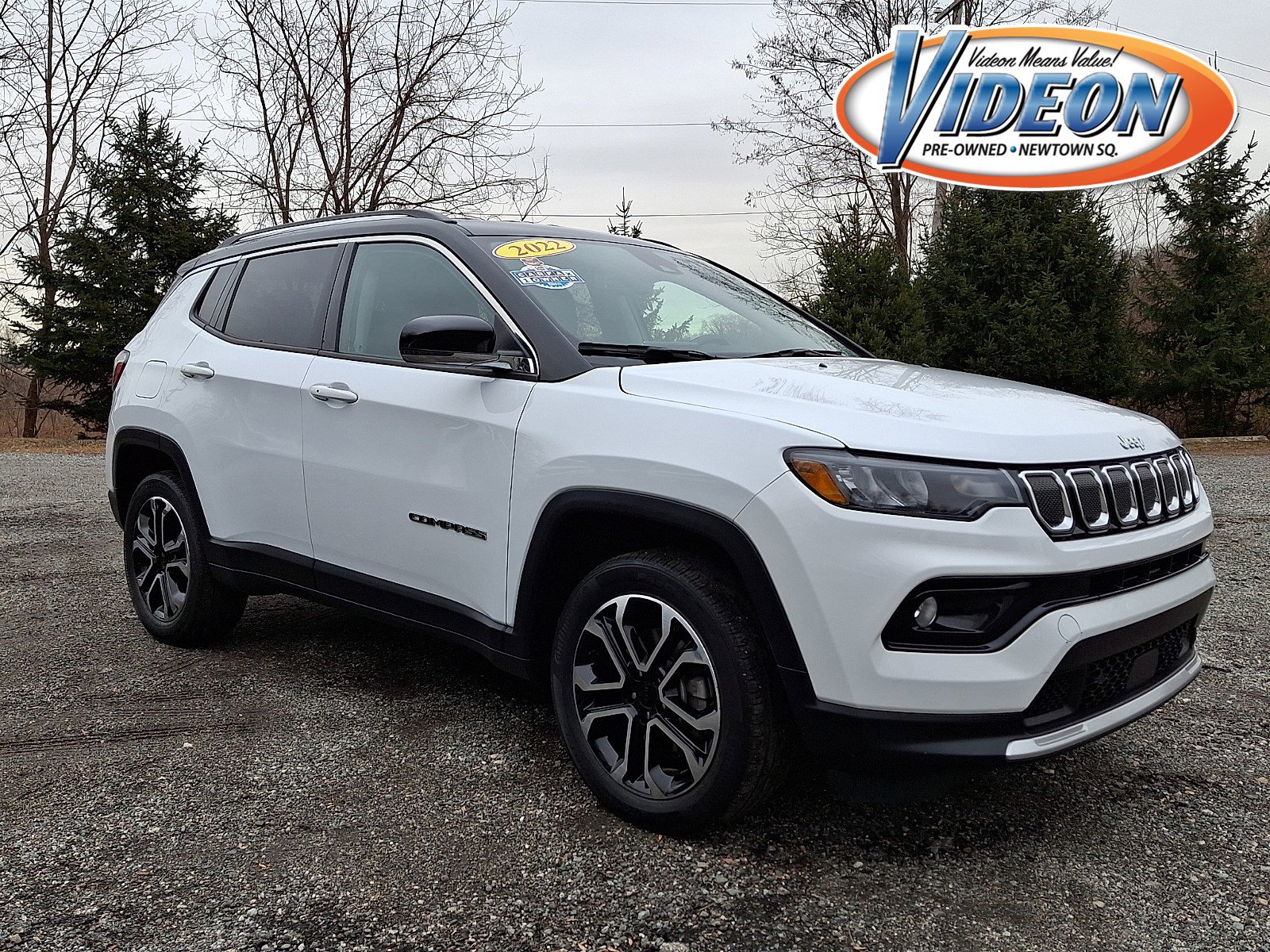 2022 Jeep Compass Limited's photo