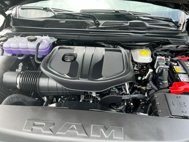 2025 Ram 1500 Laramie photo 16