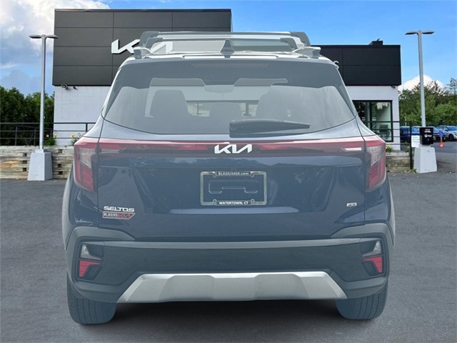 2024 Kia Seltos EX photo 7