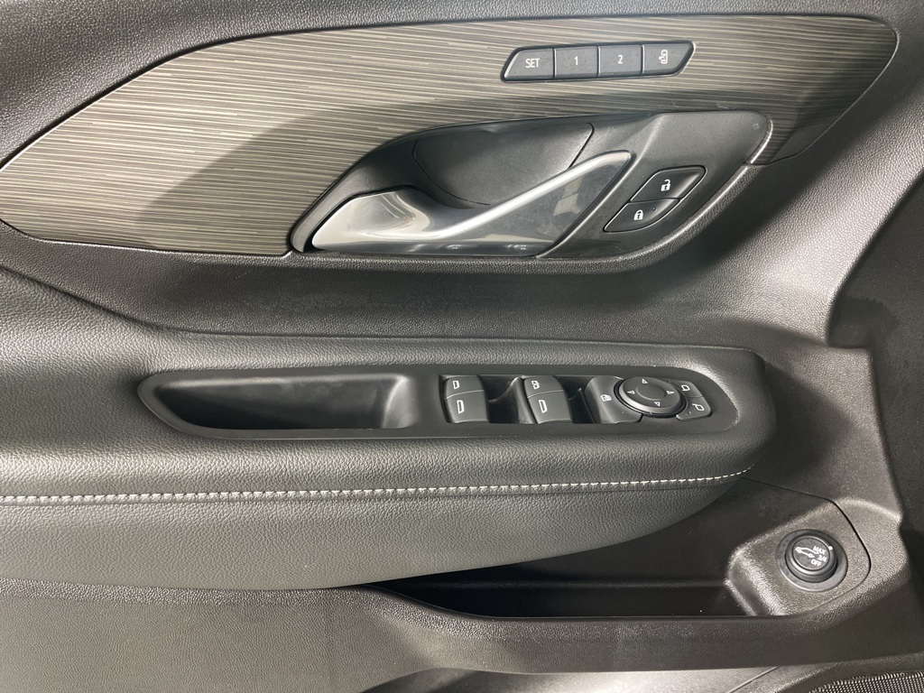 2024 Gmc Terrain SLT photo 17
