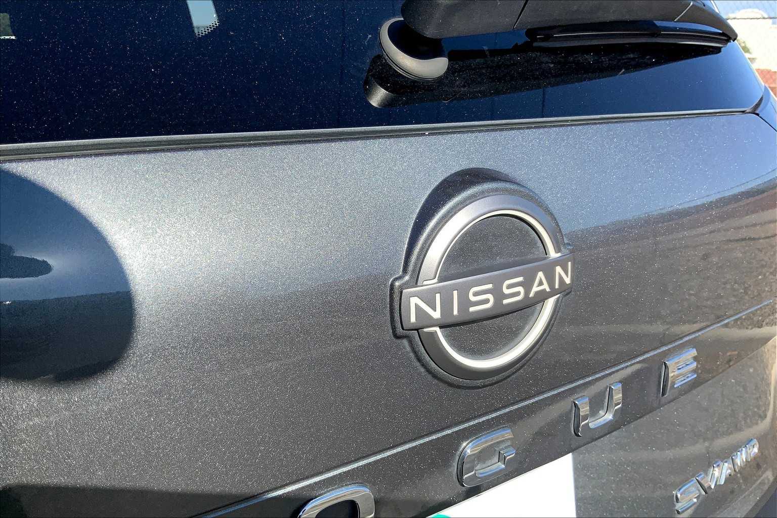 2023 Nissan Rogue SV photo 27