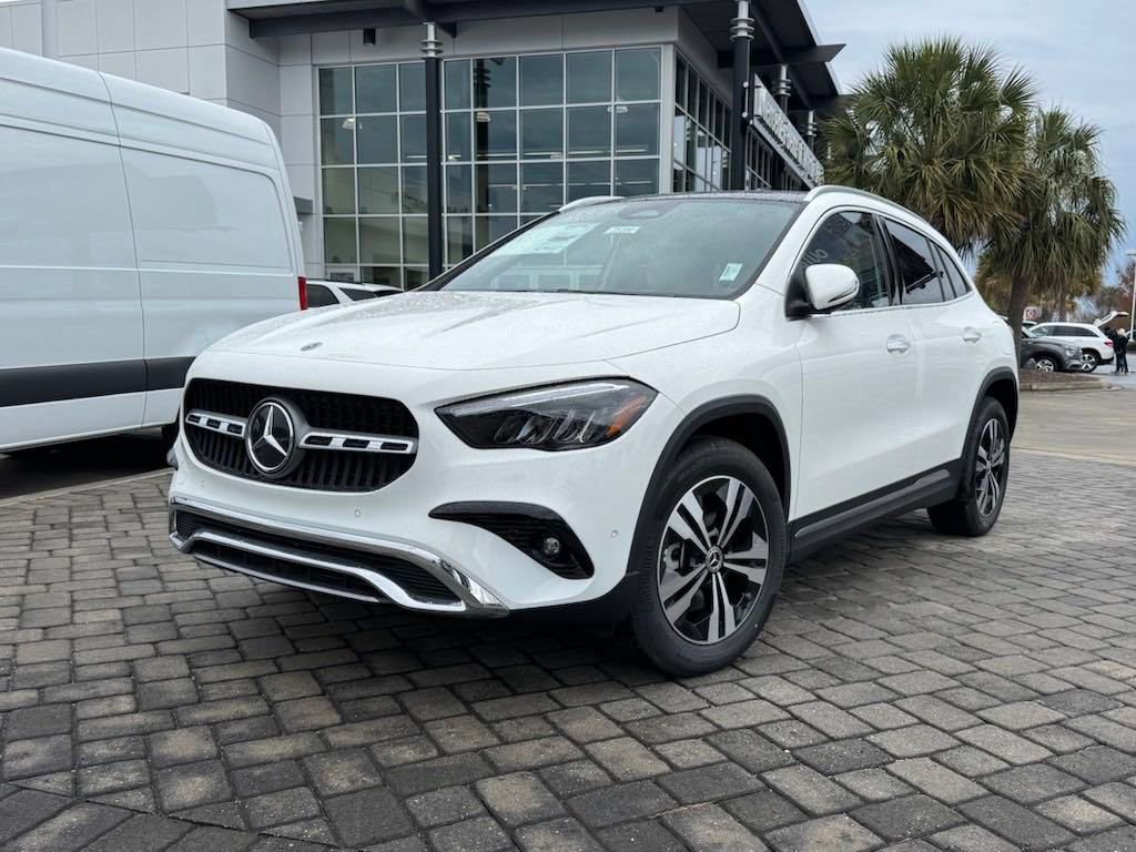 2025 Mercedes Benz GLA 250 photo 2