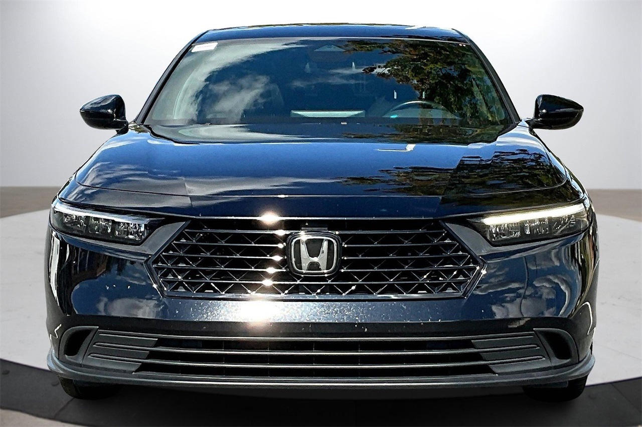 2023 Honda Accord Hybrid Sport photo 3