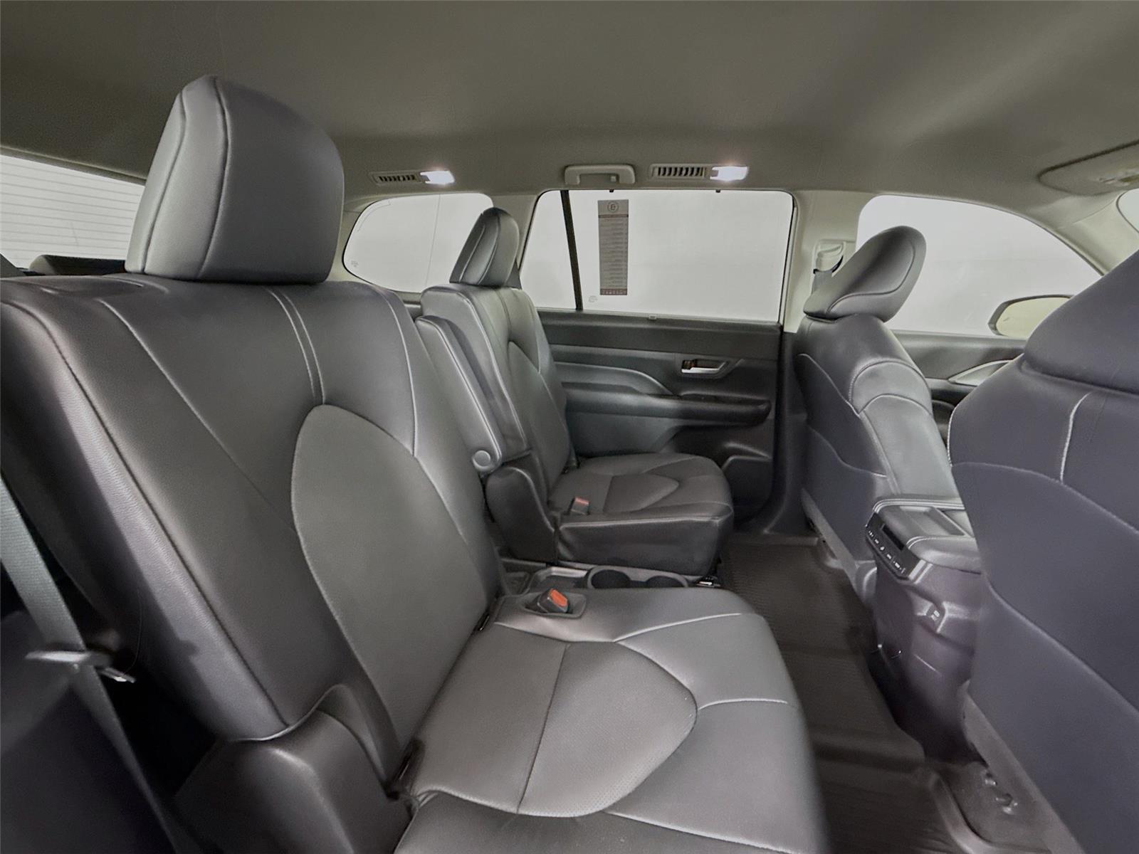 2024 Toyota Grand Highlander XLE photo 42