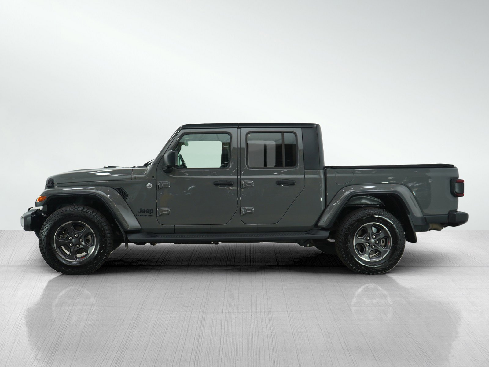 Used 2021 Jeep Gladiator Sport S with VIN 1C6JJTAGXML506400 for sale in Hopkins, Minnesota