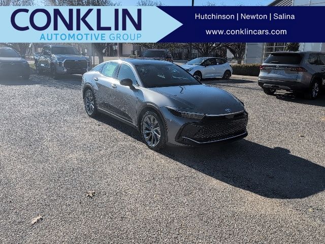 2026 Toyota Crown Limited's photo