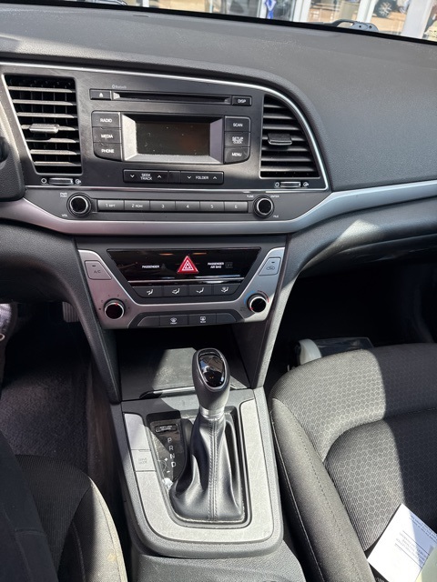 2018 Hyundai Elantra SE photo 10