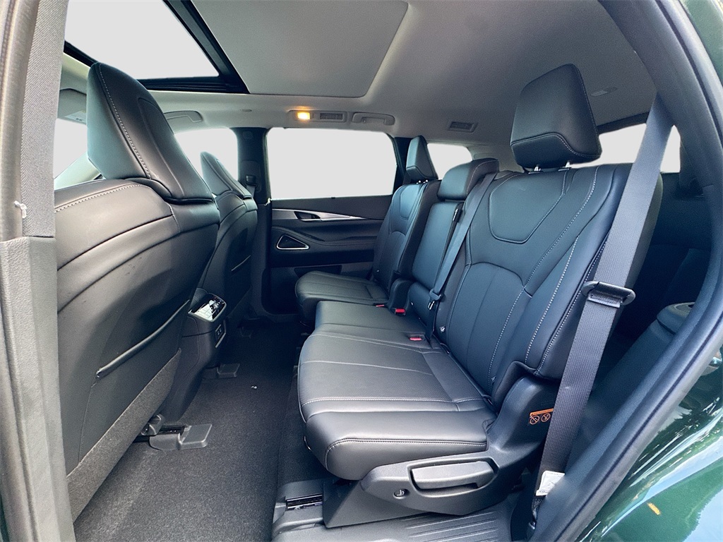 2026 Infiniti QX60 Luxe photo 24