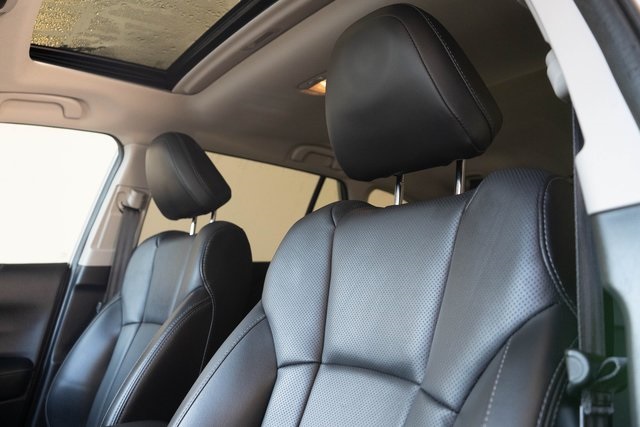 2021 Subaru Outback Limited photo 13