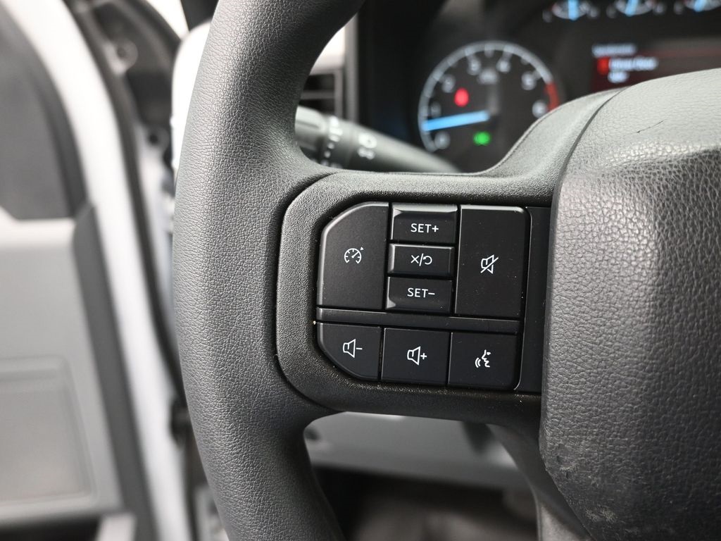 2023 Ford F-250 photo 3
