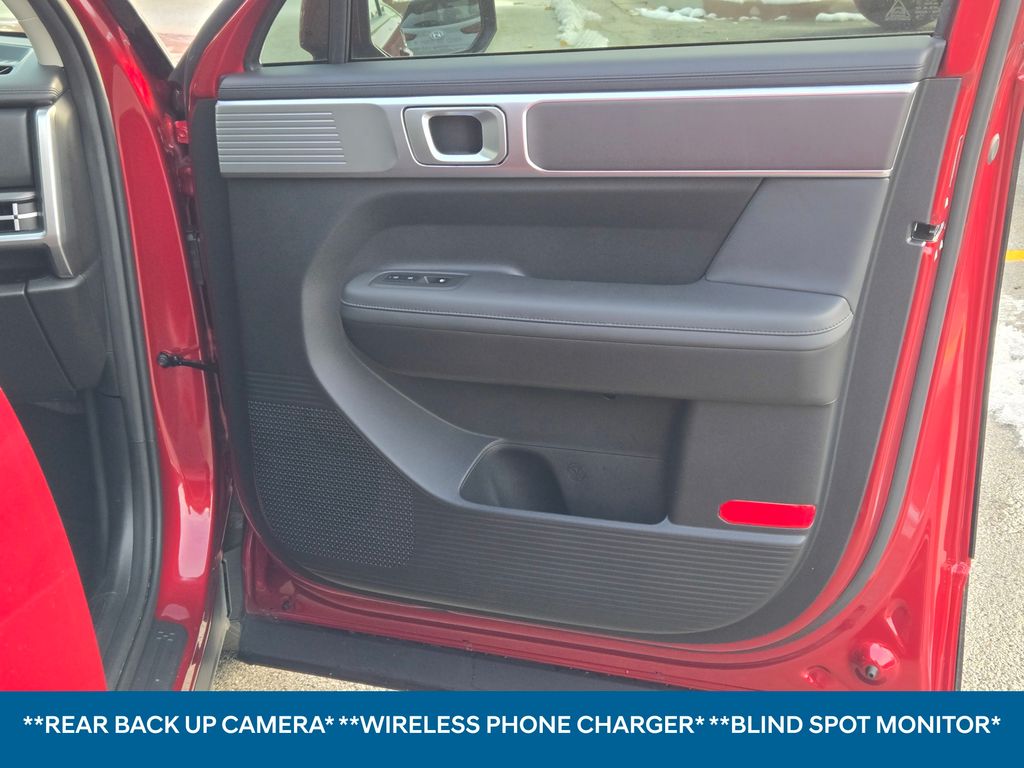 2025 Hyundai Santa Fe SEL photo 3