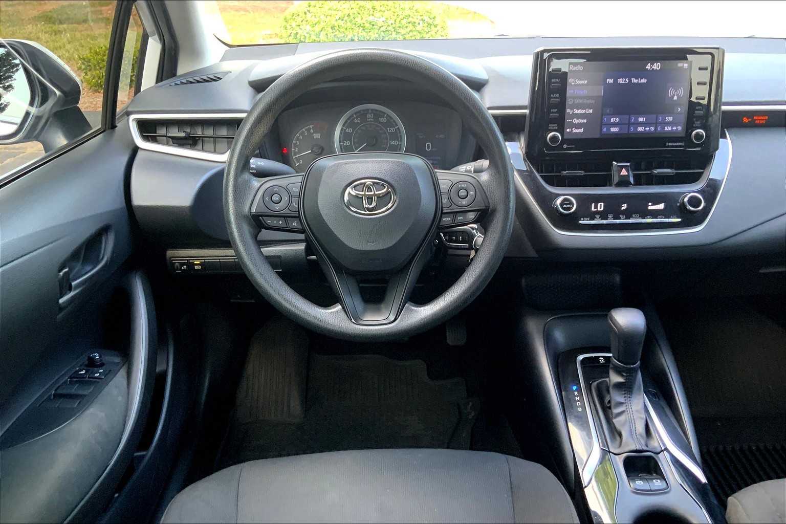2022 Toyota Corolla LE photo 5