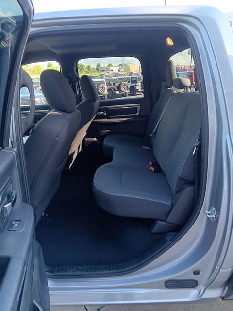 2024 Ram 1500 Classic Warlock photo 18