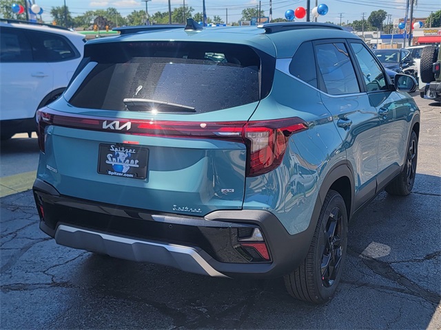 2026 Kia Seltos EX photo 4