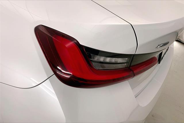 2024 Bmw 330i photo 25