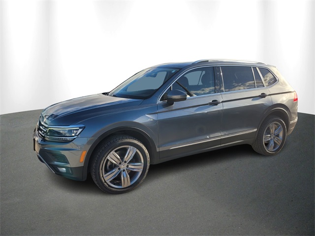 2019 Volkswagen Tiguan SEL Premium photo 2