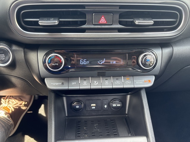 2023 Hyundai Kona SEL photo 21