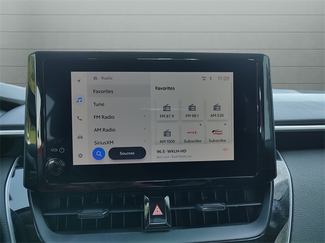2023 Toyota Corolla LE photo 16