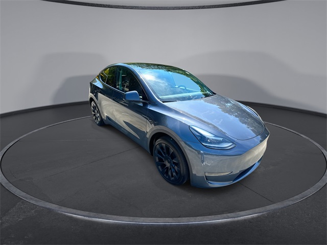 2022 Tesla Model Y Long Range photo 2