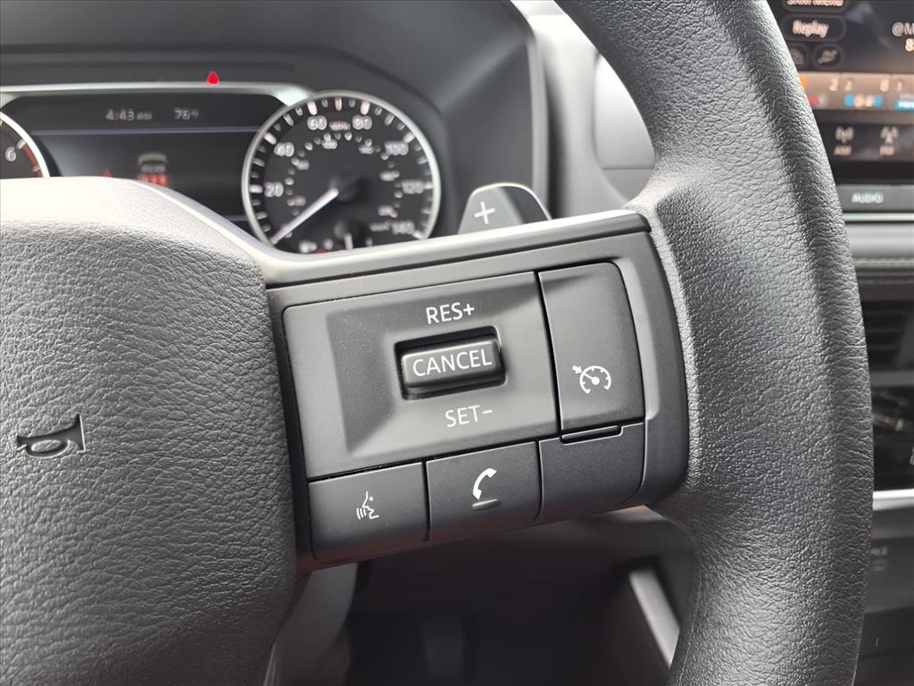 2025 Nissan Rogue S photo 27