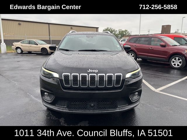 2021 Jeep Cherokee Latitude Lux photo 2