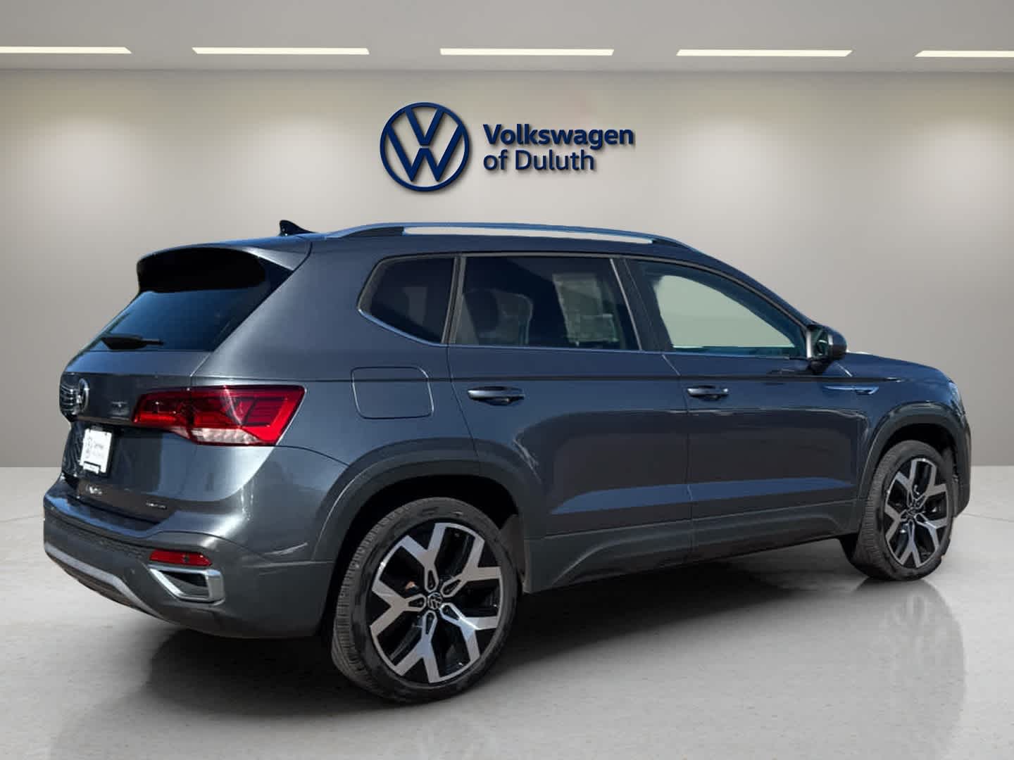 2022 Volkswagen Taos SEL photo 5