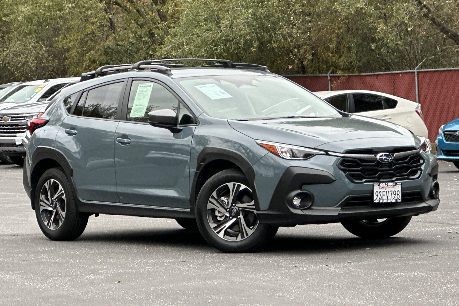2025 Subaru Crosstrek Premium photo 2