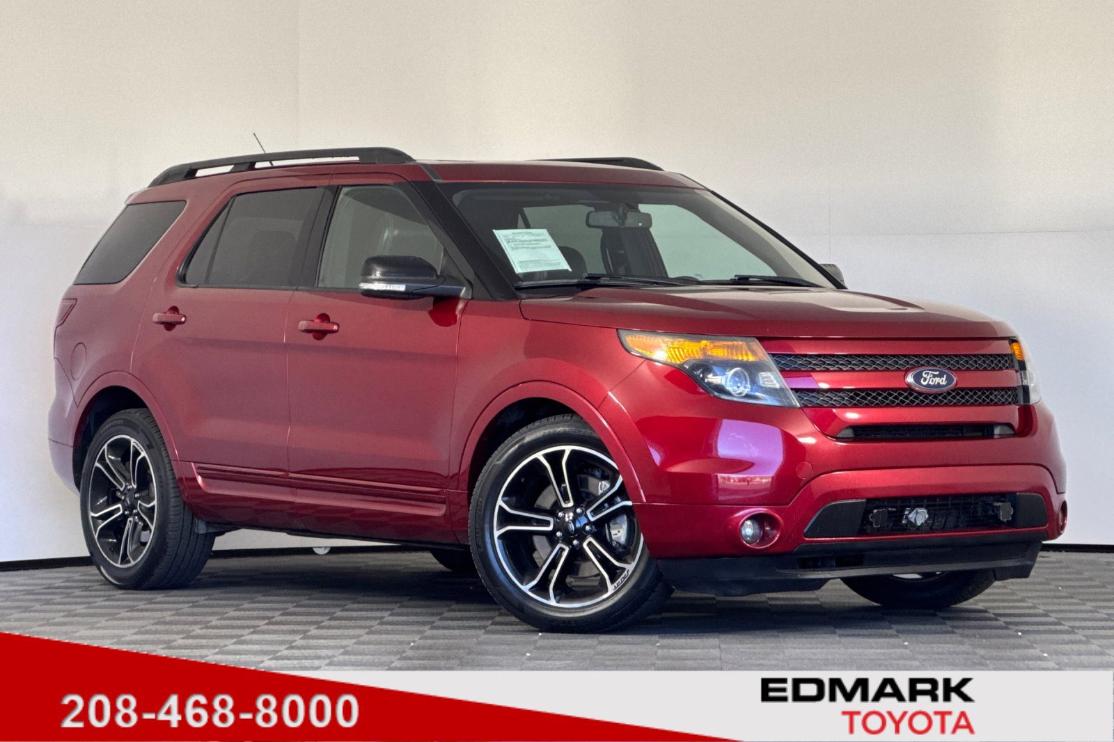 2015 Ford Explorer Sport's photo