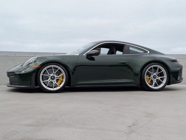 2025 Porsche 911 GT3 Touring photo 2