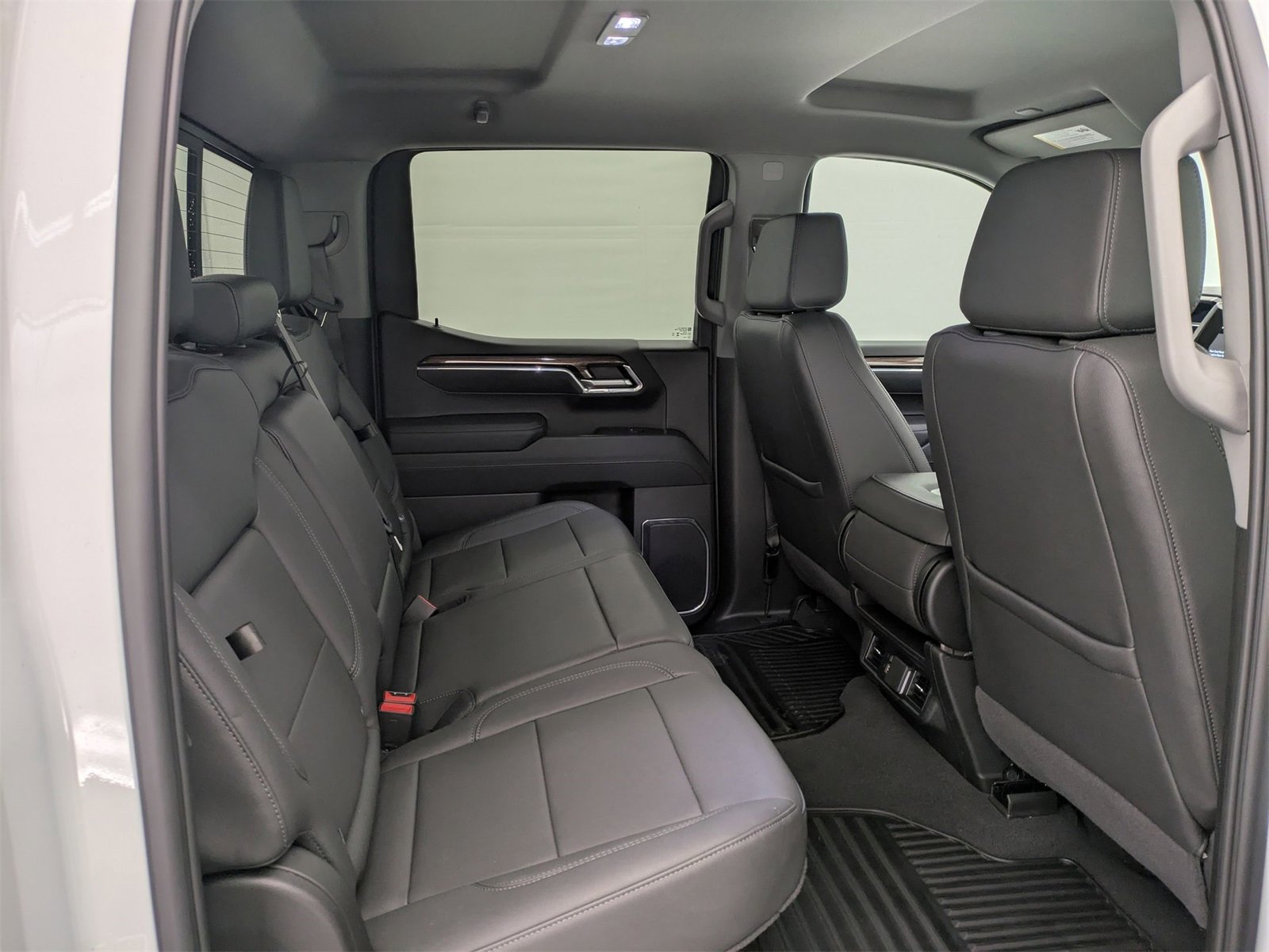 2025 Chevrolet Silverado 1500 LT photo 20