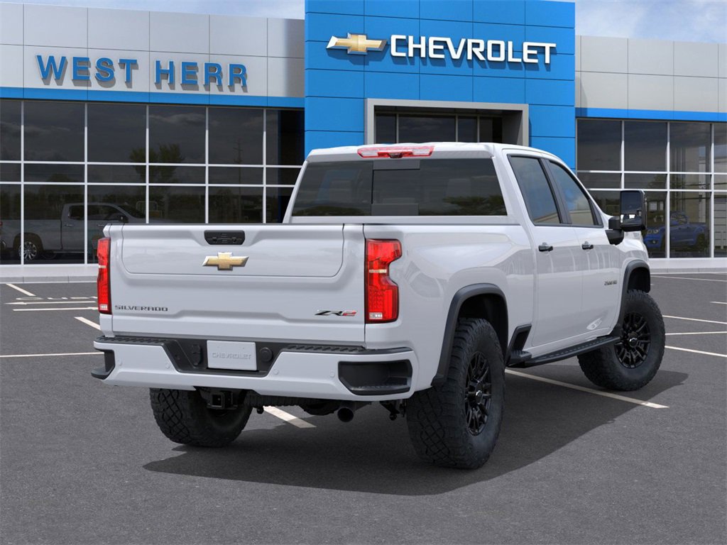 2025 Chevrolet Silverado 2500HD ZR2 photo 4