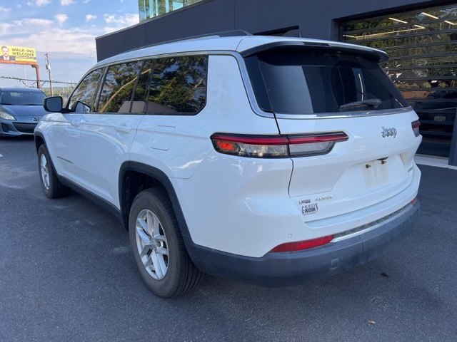 2023 Jeep Grand Cherokee Laredo photo 3